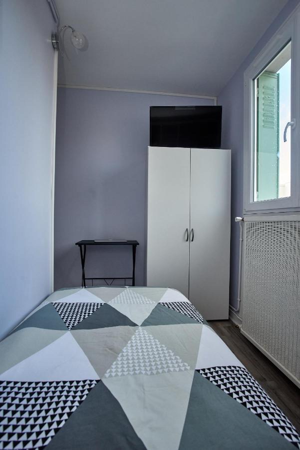 Chambre à louer dans un appartement proche du centre-ville Nevers Exterior foto